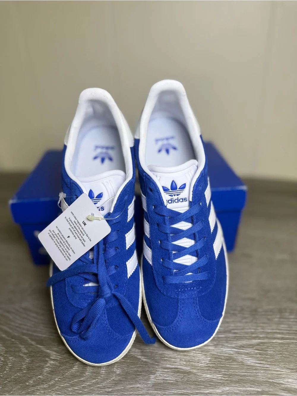 Adidas Gazelle J Royal Blue White Suede Sneakers Shoes Y Size 4 /(BB2501)